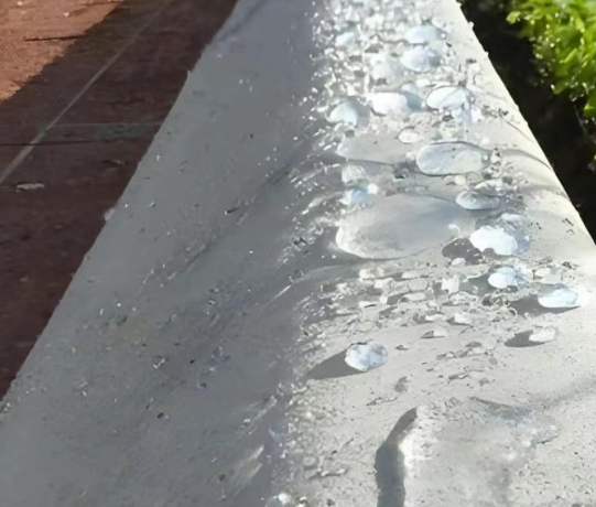 华安硅烷浸渍涂料在混凝土保护中的应用